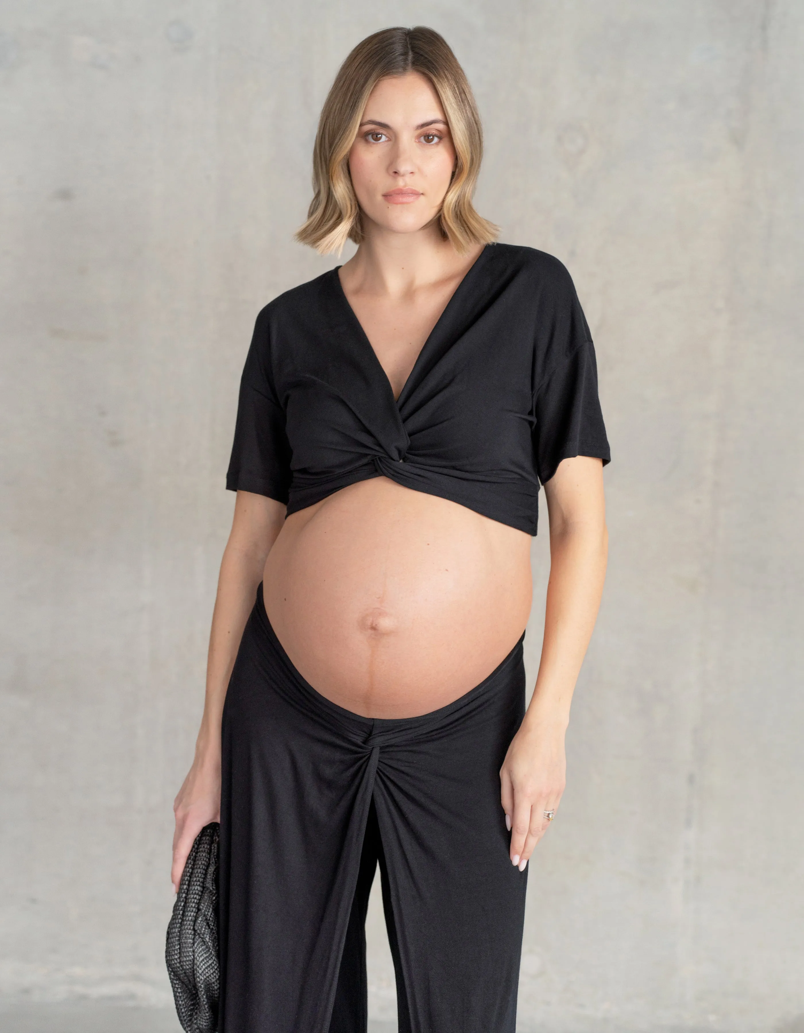 Cropped Knotted Maternity Top