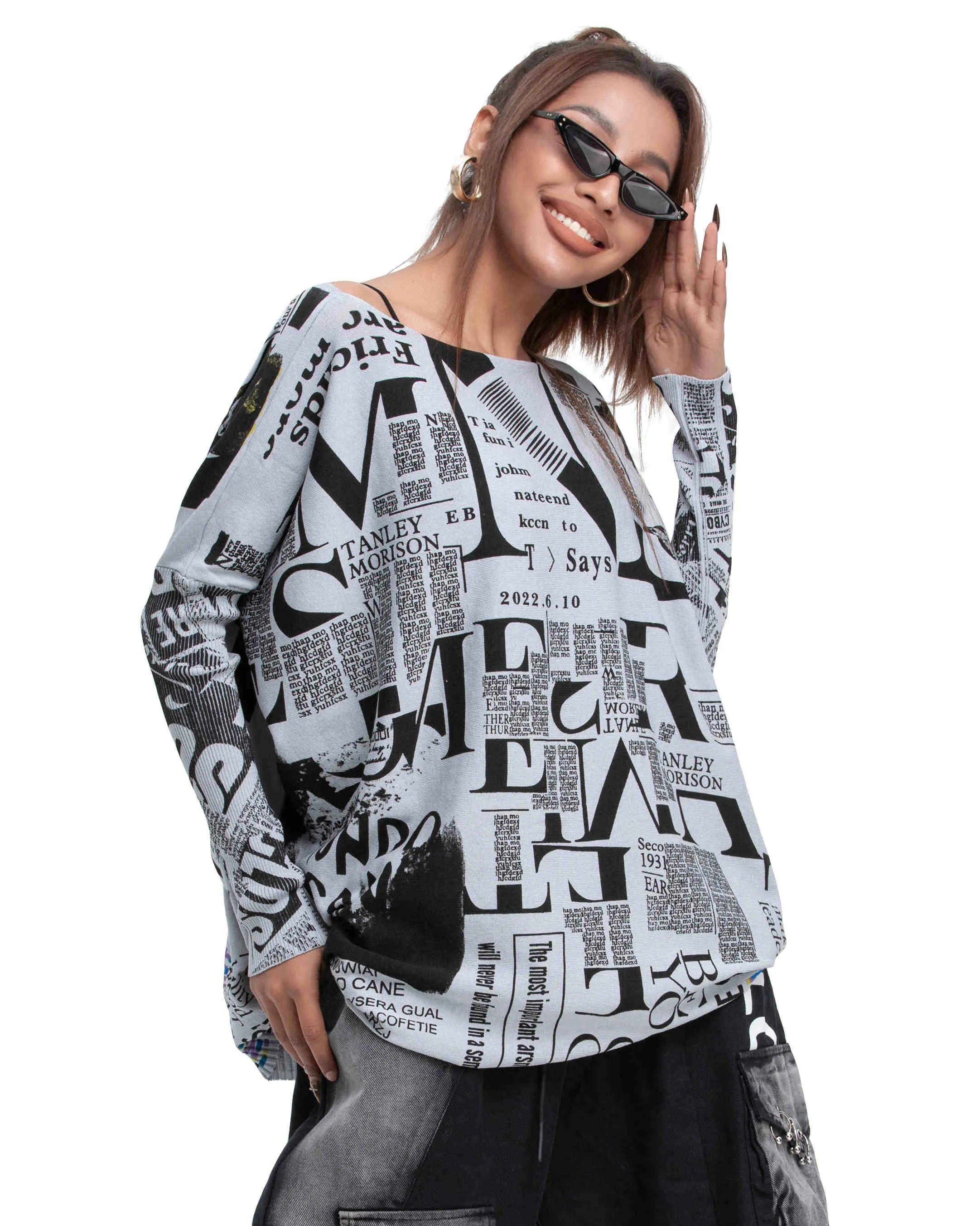 ❤ellazhu Women's Long Sleeve Sweater Newspaper Painting Pullover Oversized Shirt GY2753