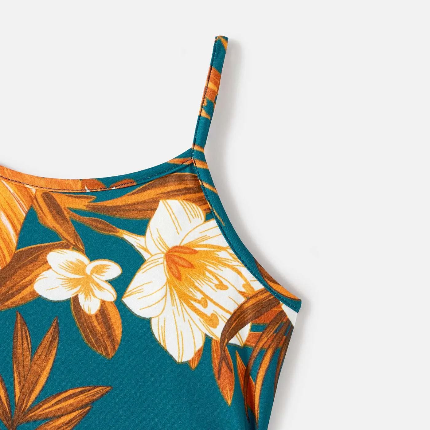 Family Matching Allover Floral Print Drawstring Ruched Bodycon Cami Dresses and Short-sleeve Spliced T-shirts Sets