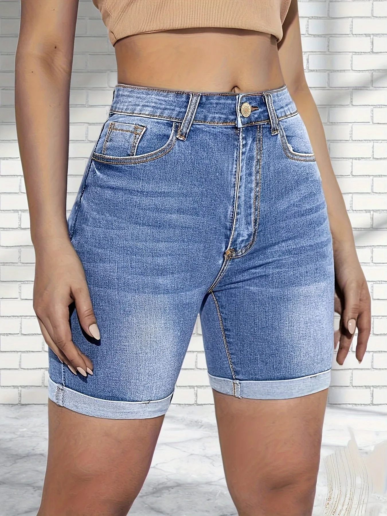 High-Waisted Denim Shorts - Fashionable Casual Style, Roll-Up Hem, Tight Fit - Classic Blue Jean Color, Perfect for Summer Wear and Outdoor Activities, Designed for Womens Fashion and Comfort