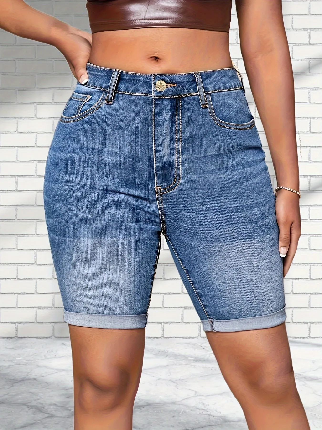 High-Waisted Denim Shorts - Fashionable Casual Style, Roll-Up Hem, Tight Fit - Classic Blue Jean Color, Perfect for Summer Wear and Outdoor Activities, Designed for Womens Fashion and Comfort