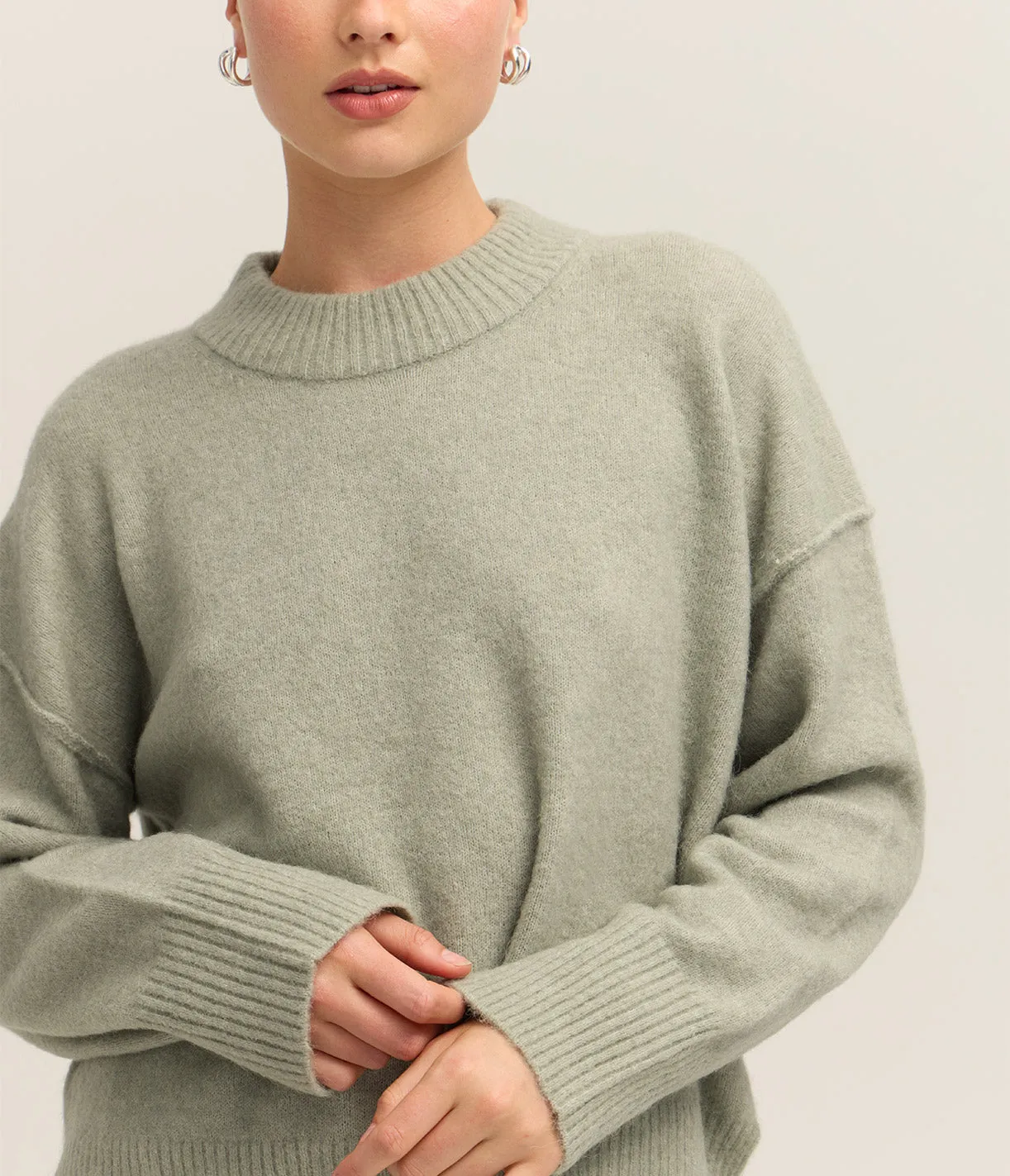 Josie Cozy Days Pullover in Quarry