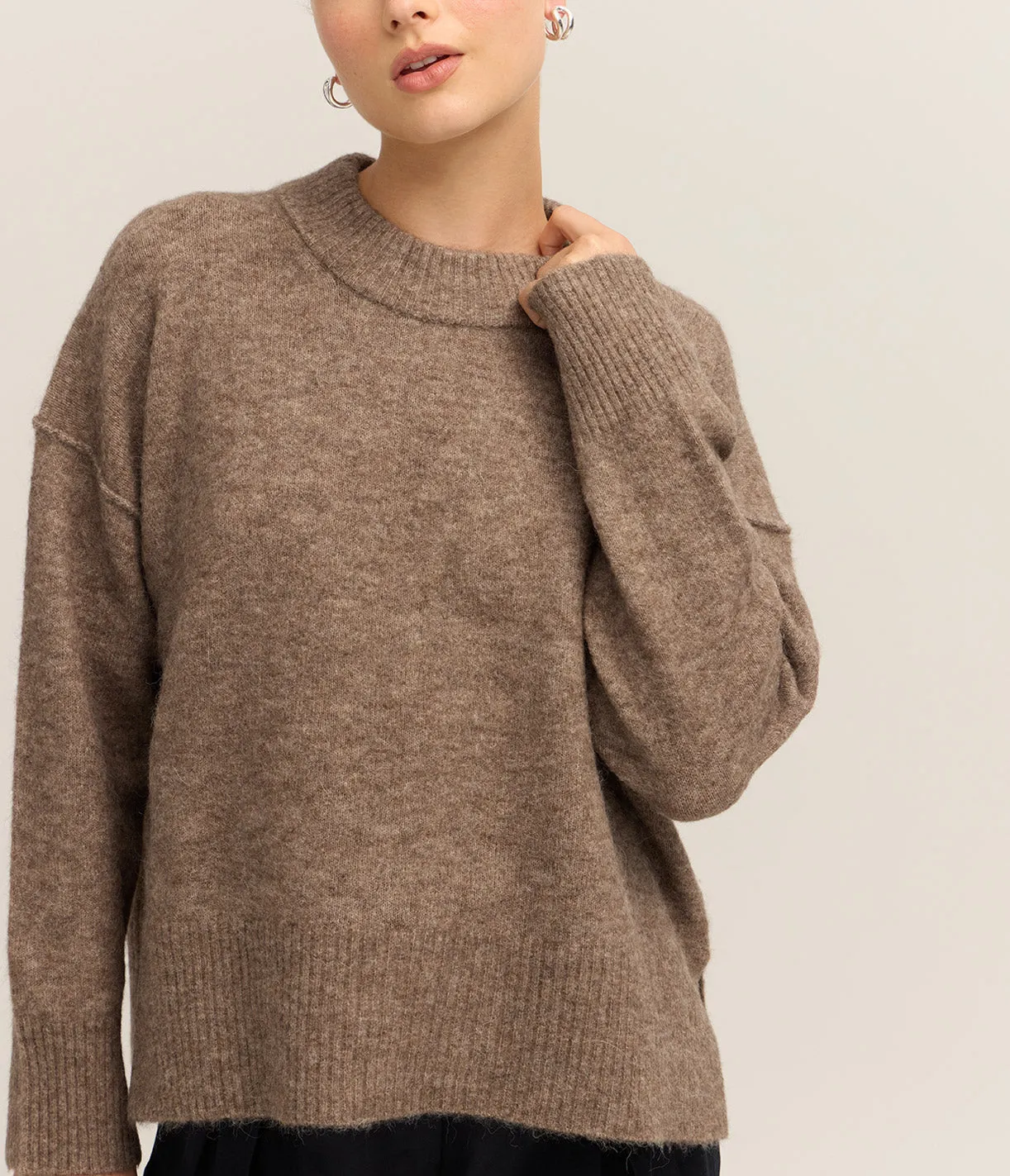 Josie Cozy Days Pullover in Walnut