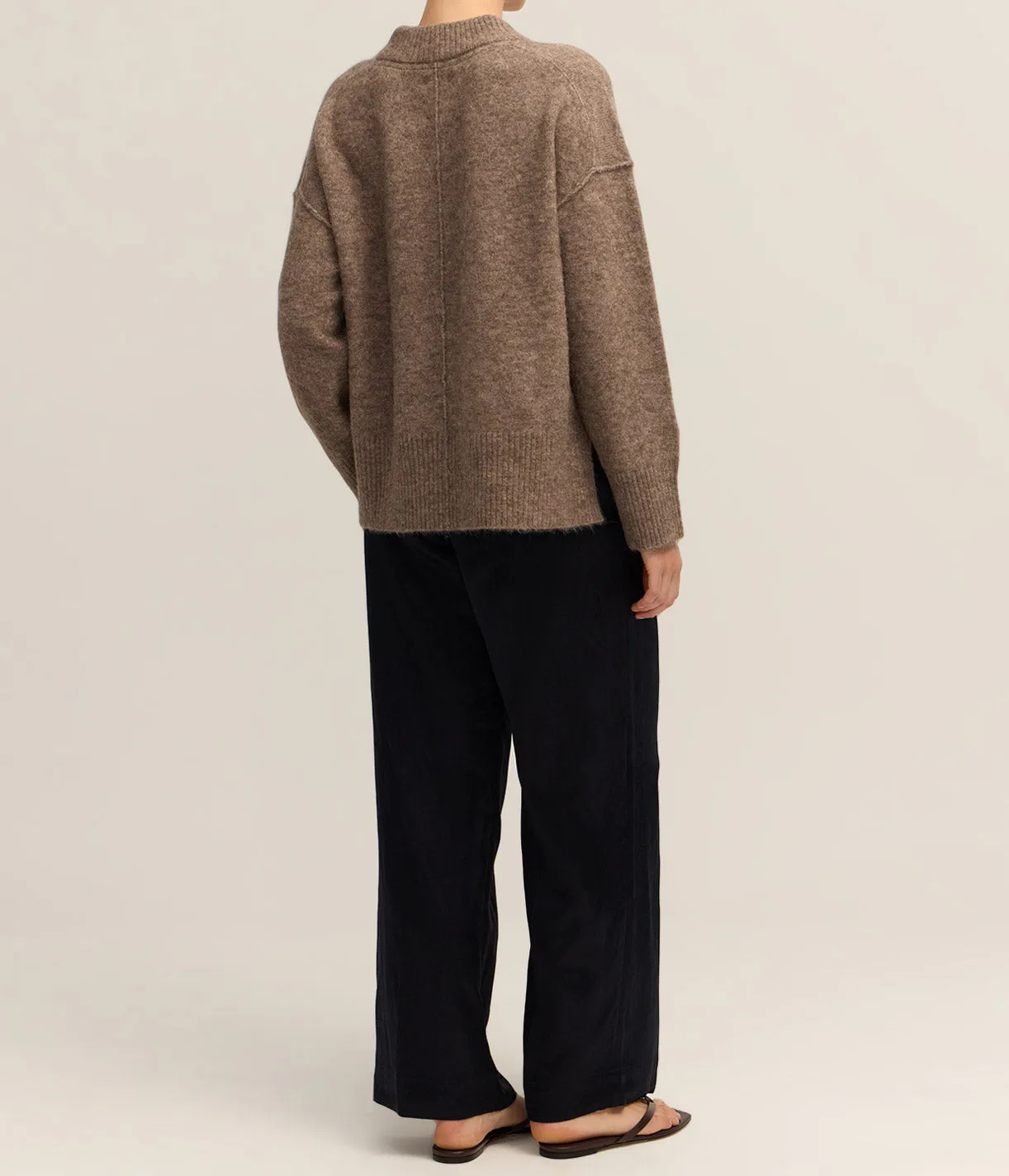 Josie Cozy Days Pullover in Walnut