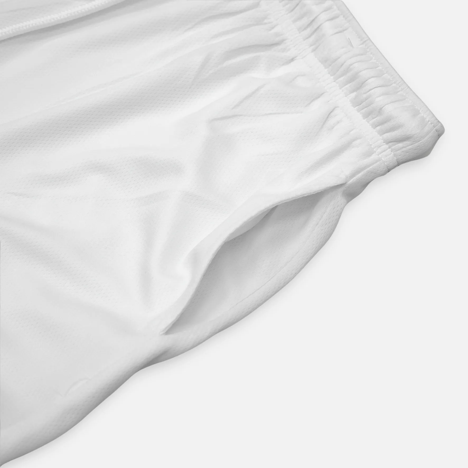 Momma Patch Relaxed Shorts - 8"