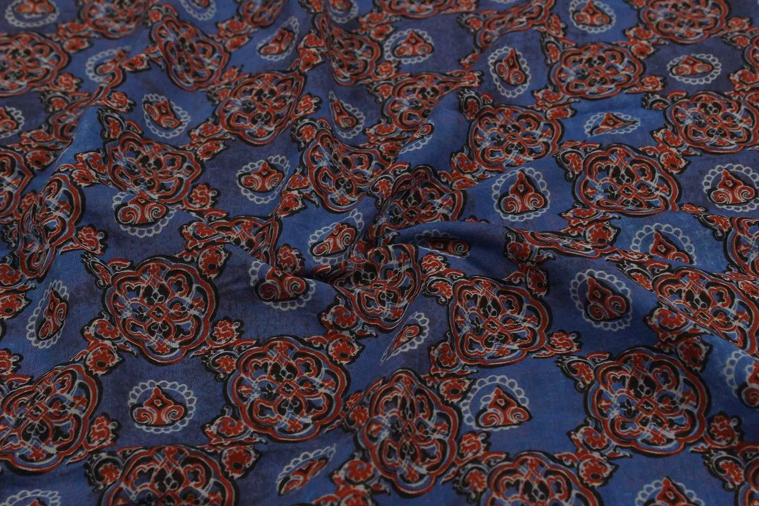 Multicolor Traditional Viscose Cotton Blend Sushi Fabric