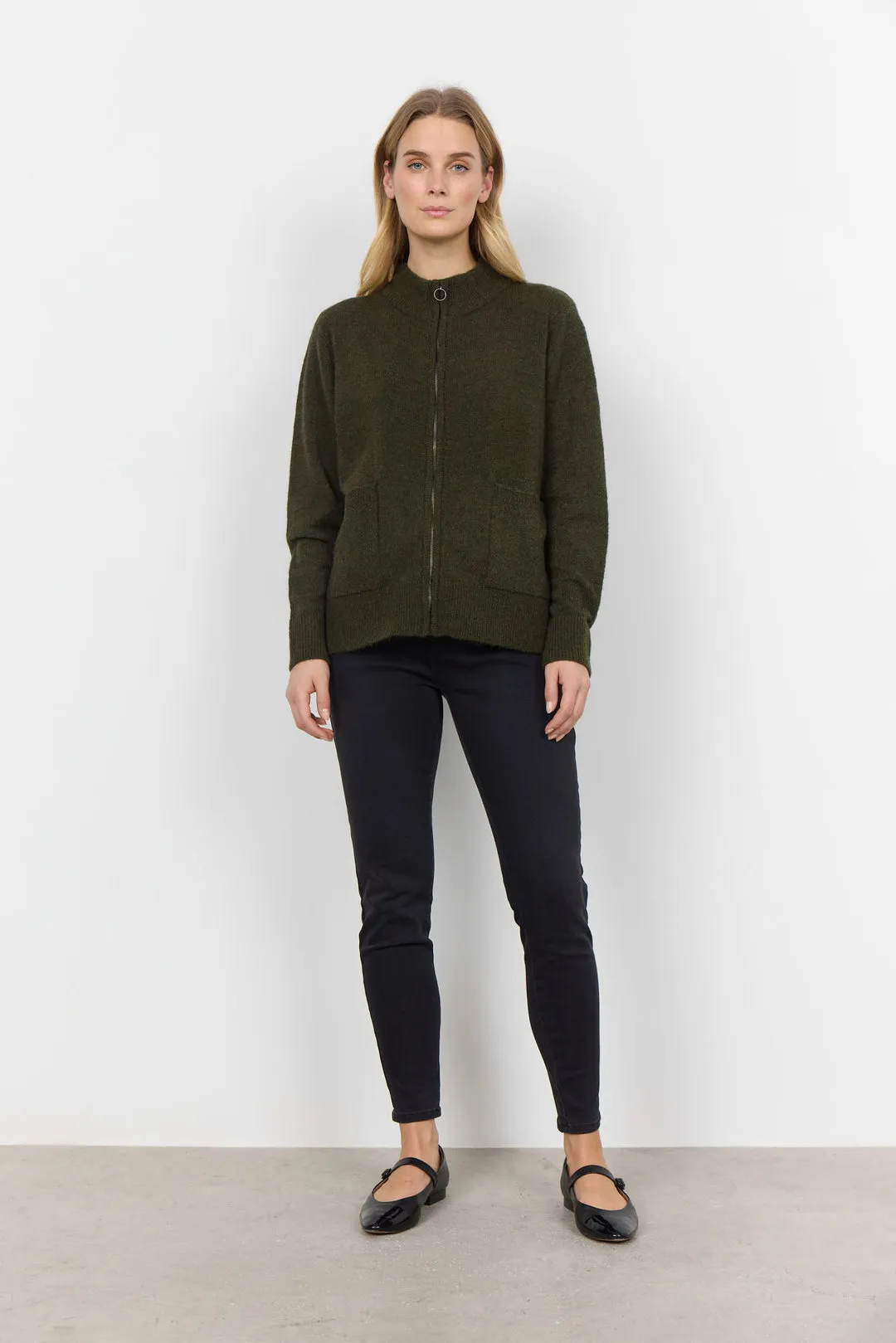 Nessie 69 cardigan Olive Green