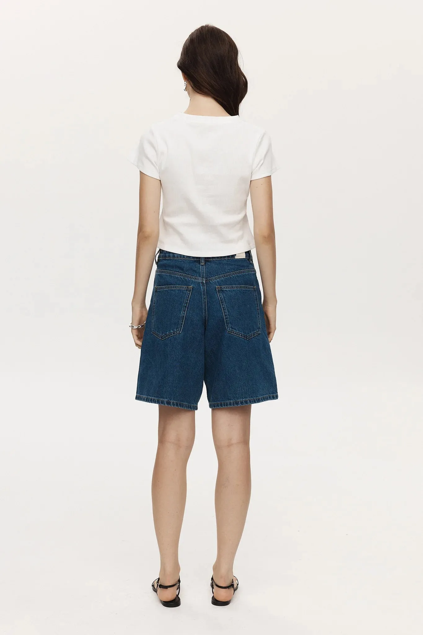 Relaxed Jean Short