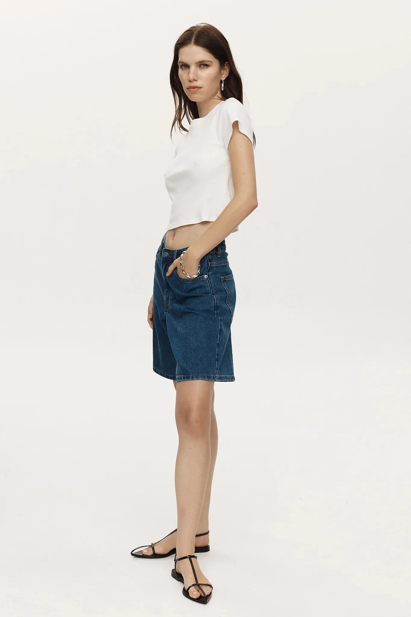 Relaxed Jean Short