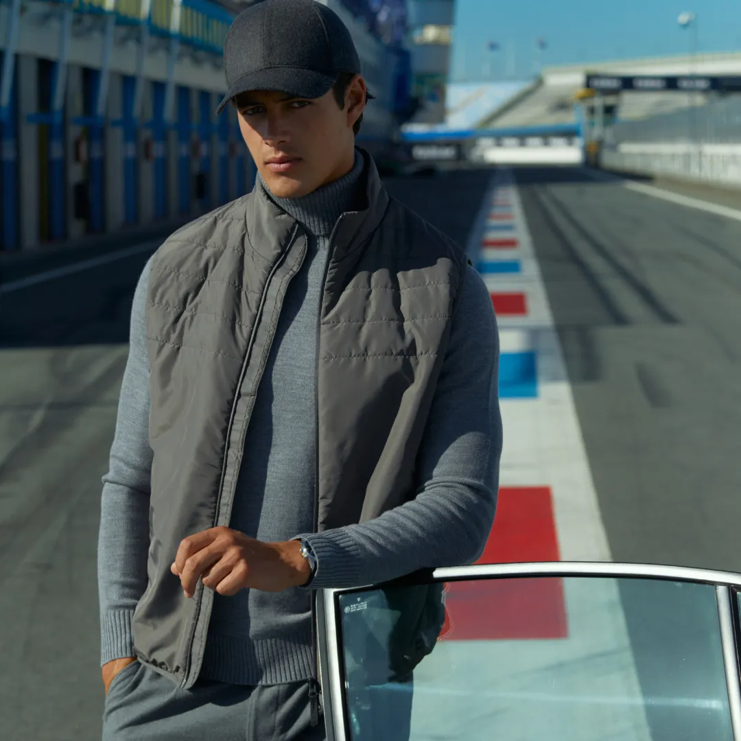 RIGGS | Mid Grey
