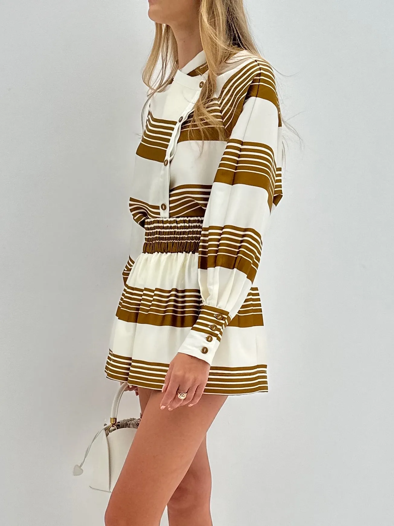Sedna Stripe Gathered Shorts | Ivory & Hazelnut